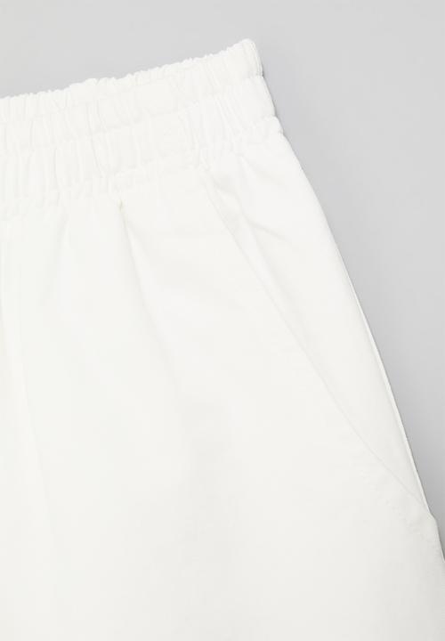 Pop Candy - Elasticated shorts - white
