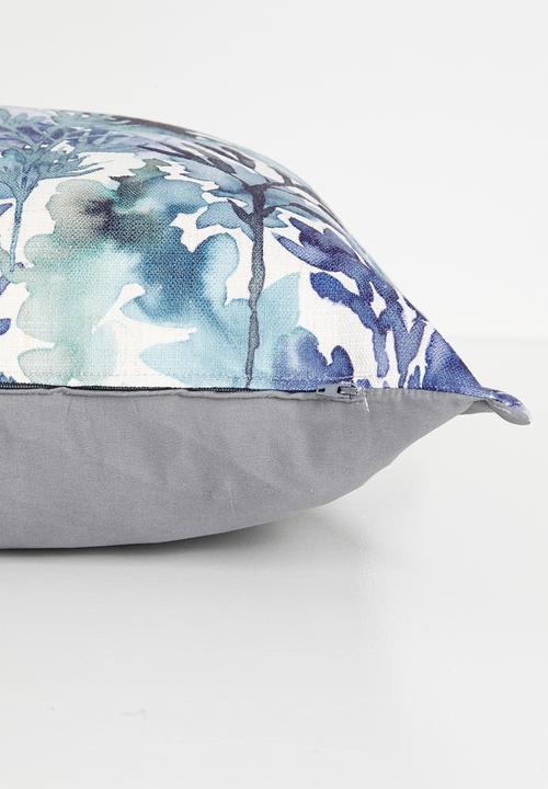 Grey Gardens - Eve ocean cushion cover - blue