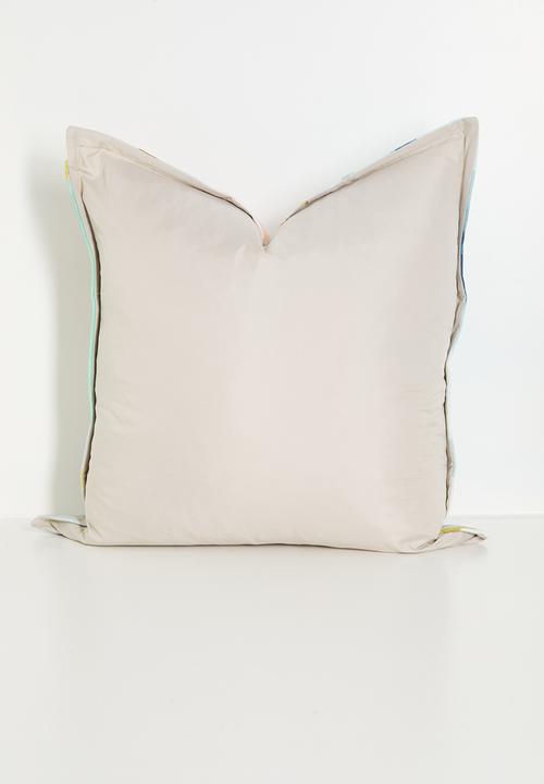 Grey Gardens - Samas cushion cover - multi