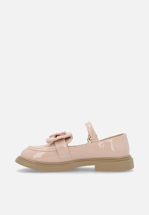 Pop Candy - Mary Janes with bow and studded butterfly detail - pink