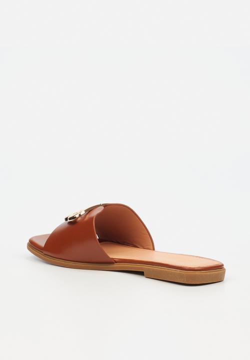Miss Black - Syrup 1 flat sandal - tan
