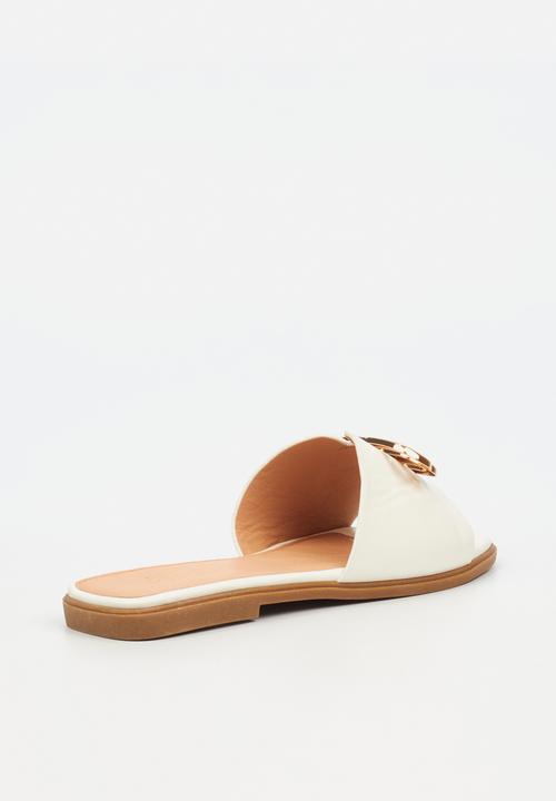 Miss Black - Syrup 1 flat sandal - white