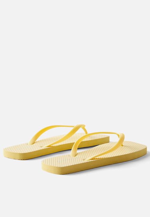 Cotton On - Square toe flip flop - yellow