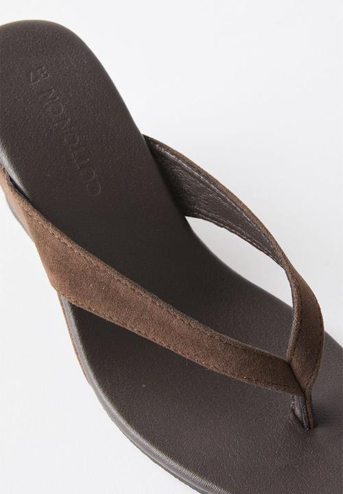 Cotton On - Eve flip flop wedge - choc micro