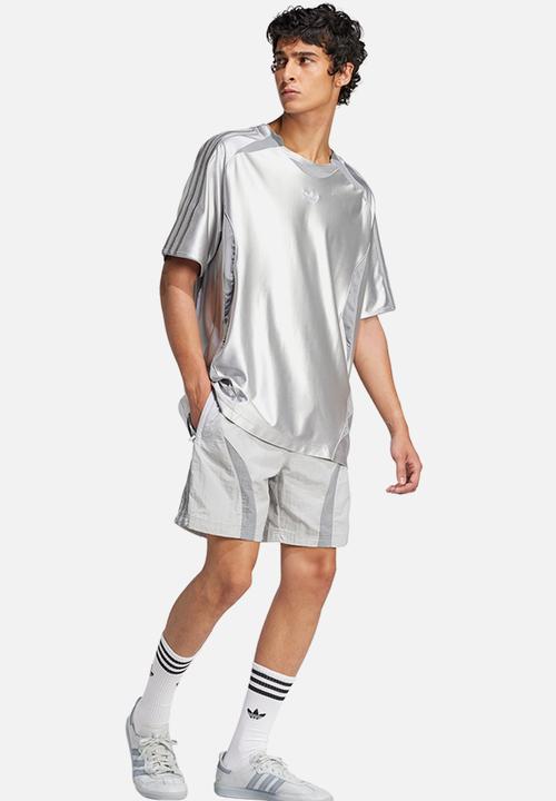 adidas Originals - Adicolor 2000s Shorts - Grey
