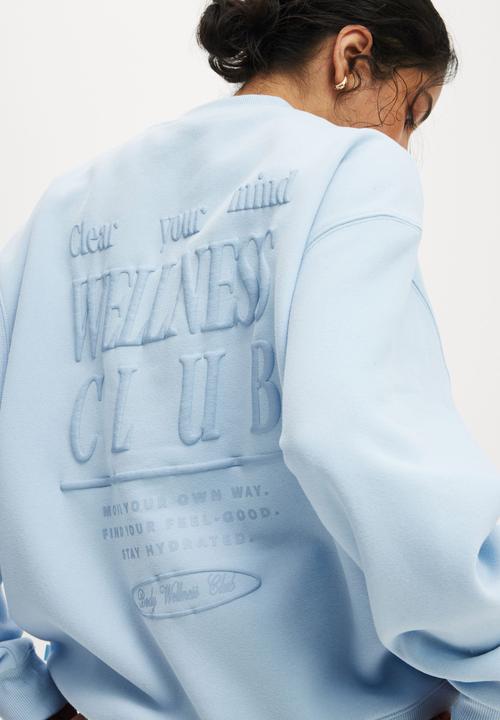 Cotton On - Plush Graphic Crew Sweatshirt - Angel Falls/Wellness
