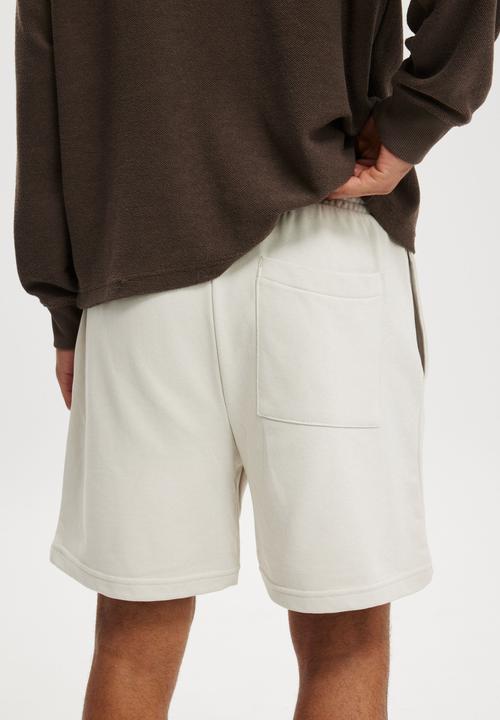 Cotton On - Everyday Fleece Short - Bone