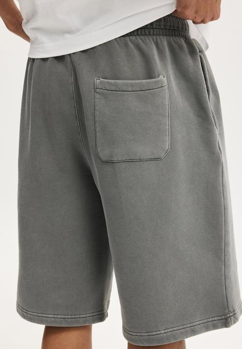 Cotton On - Super Baggy Fleece Short - Slate Stone
