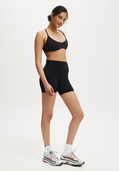Cotton On - Ultra Soft Minimal Strappy Crop - Black