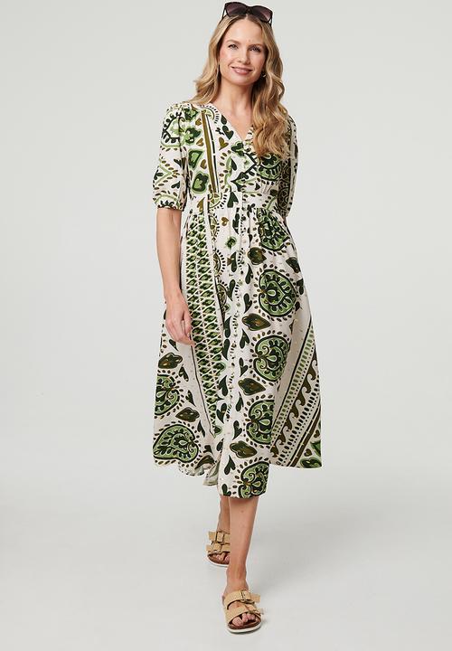 Izabel London - V-neck Covered Buttons A-Line Maxi Dress - Green