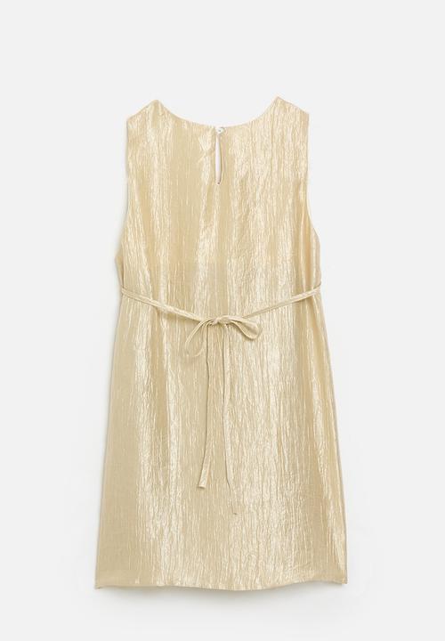 Pop Candy - Metallic shift dress with asymmetric twist knot - gold