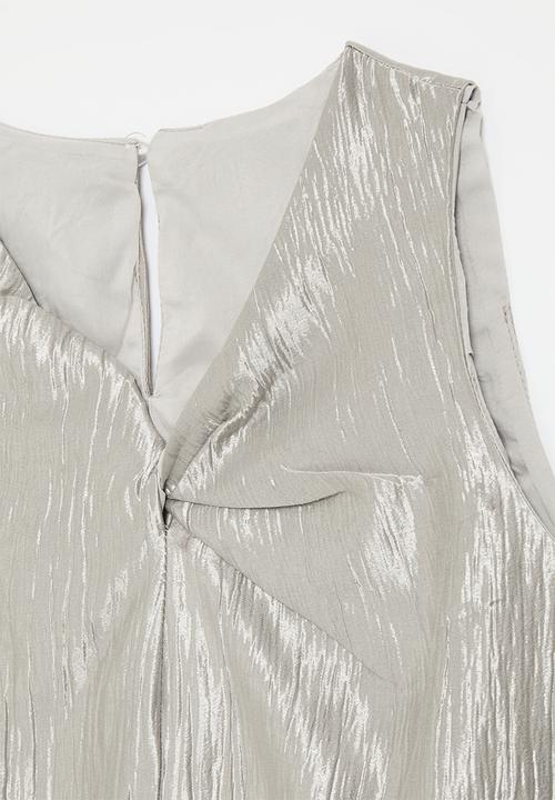 Pop Candy - Metallic shift dress with asymmetric twist knot - silver
