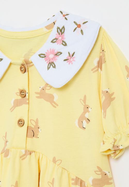 Pop Candy - Rounded edge embroidered collar dress - yellow/bunnies/white