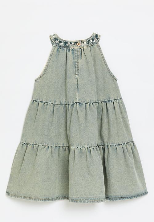 Pop Candy - Tiered denim dress with embroidered halter neck - blue