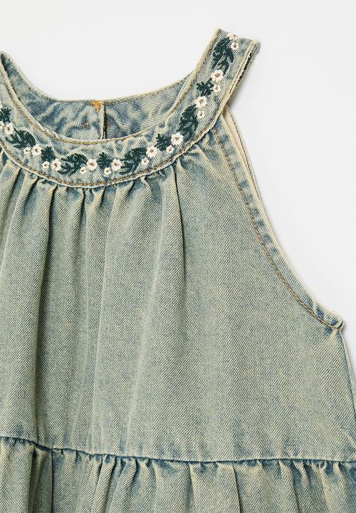 Pop Candy - Tiered denim dress with embroidered halter neck - blue