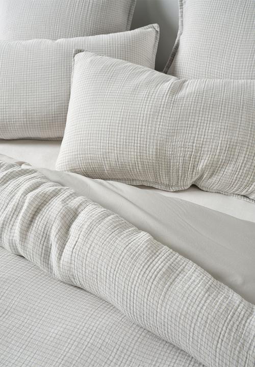 Linen House - Rohan Hydrangea Duvet Cover Set - natural