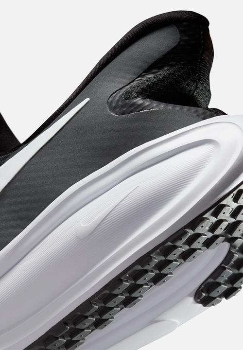 Nike - Revolution 8 EasyOn