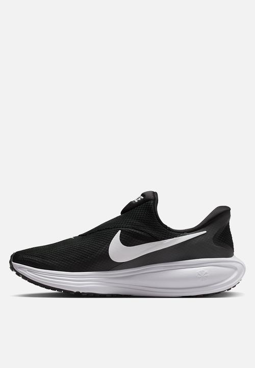 Nike - Revolution 8 EasyOn