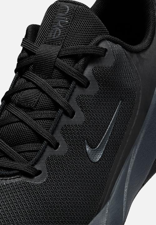 Nike - Bella 7
