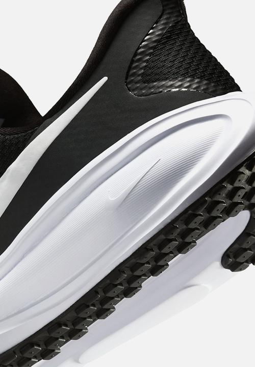 Nike - Revolution 8 EasyOn
