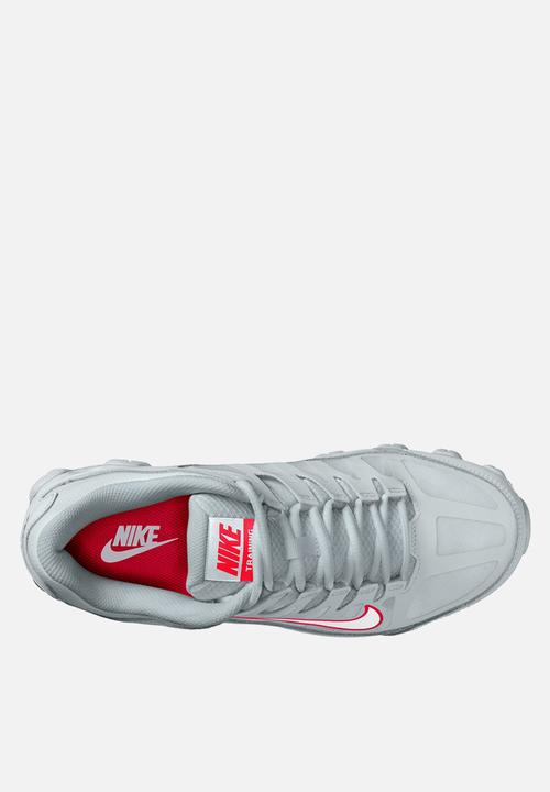 Nike - Reax 8 TR