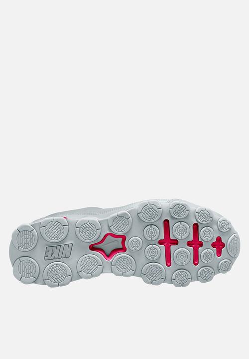 Nike - Reax 8 TR