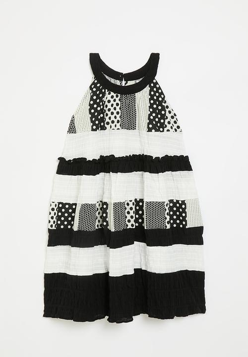 Colour block dress - black & white