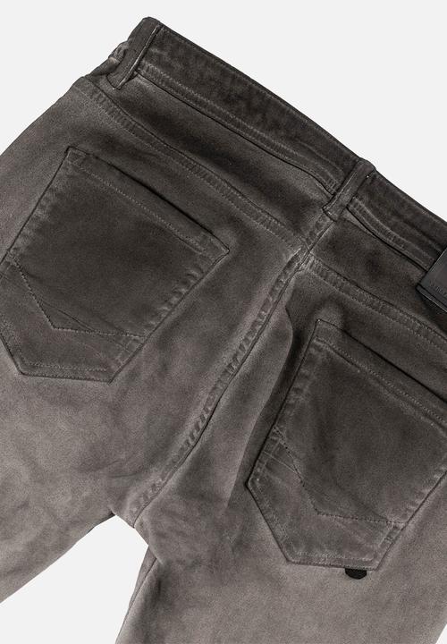 S.P.C.C - Underworld Jeans  - Trench Fit Premium Denims Washed Black