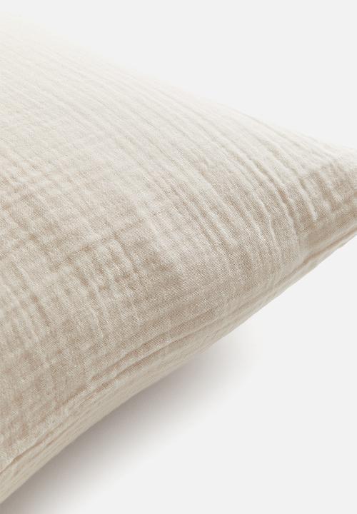 H&M - Cotton muslin pillowcase - light beige