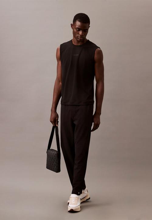 Calvin Klein - Matte Aop Reporter 18 - Na Black