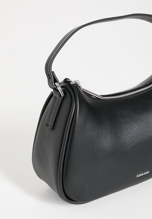 Calvin Klein - CK refine shoulder bag - black
