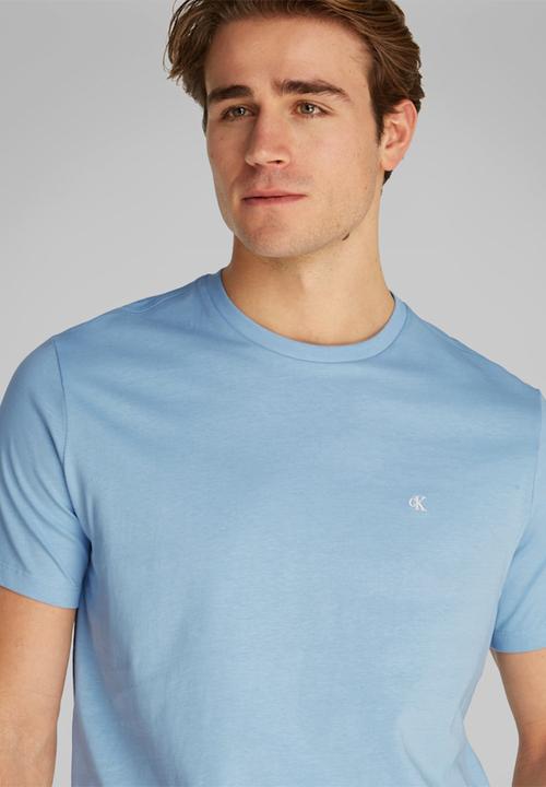 Calvin Klein - Ss Smooth Cttn Solid Crewnk Tee - Well Water