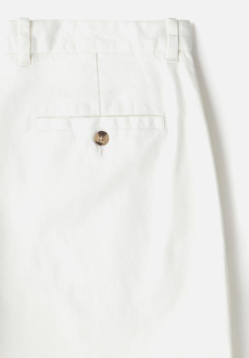 H&M - Regular fit chino shorts - white
