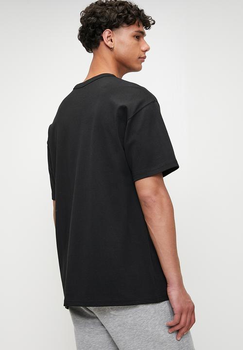Nike - NSW Premium Essentials  T-Shirt - Black/Black