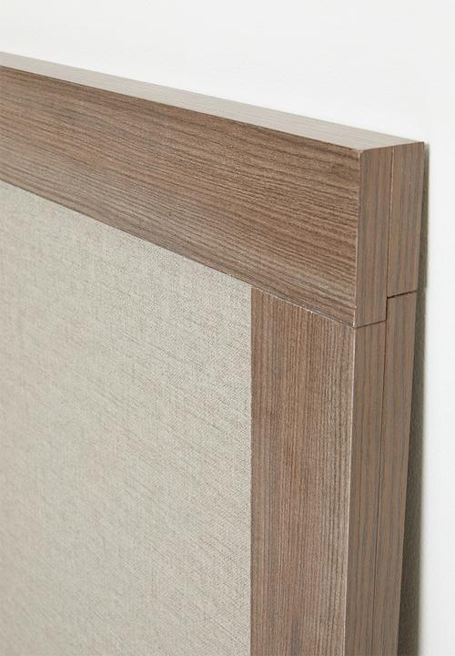 Me&Co - Malay headboard - Walnut