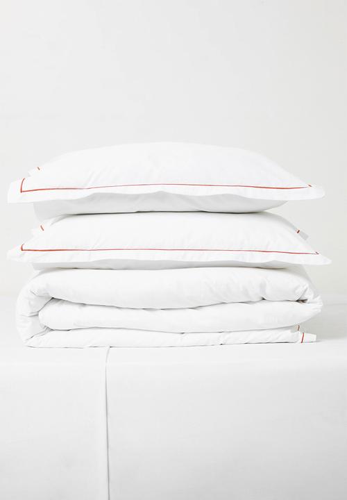 Sixth Floor - Oxford Satin Stitch Cotton Duvet Set -rust