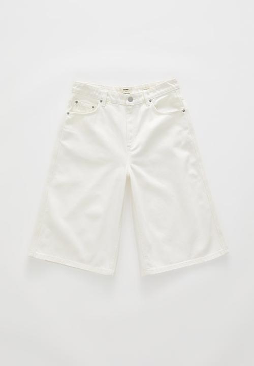 Cotton On - 91 Baggy Denim Jort - White