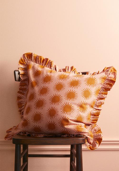 H&M - Frill-trimmed cushion cover - dusty pink patterned