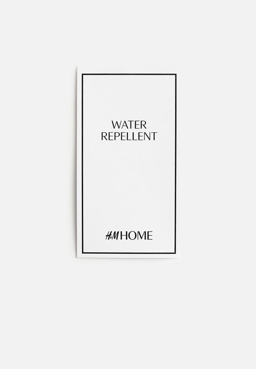H&M - Water-repellent table runner - white flowers