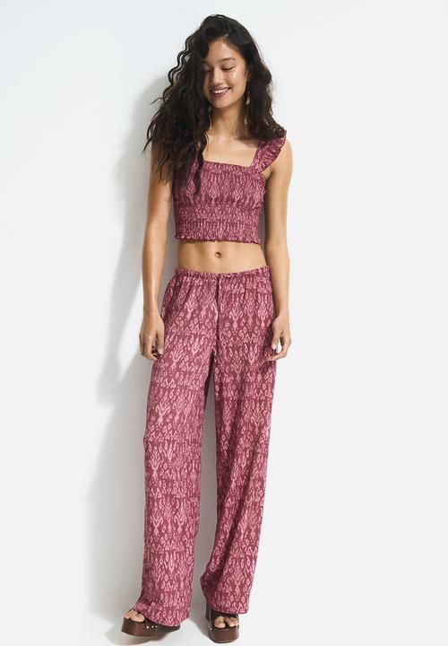 H&M - Smocked cropped top - dark pink patterned