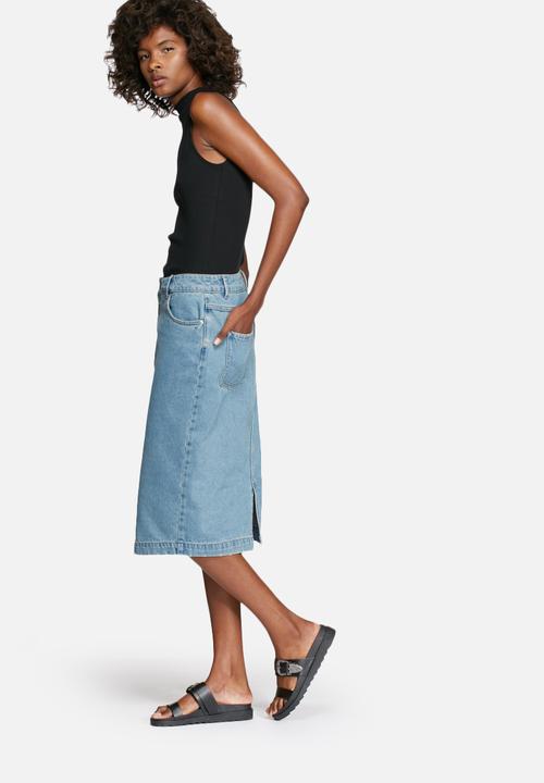ADPT. - Soal skirt