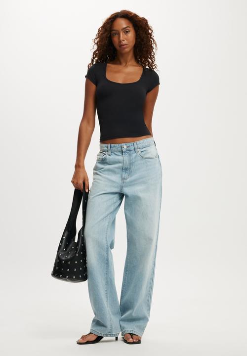 Cotton On - Hold me short sleeve - black