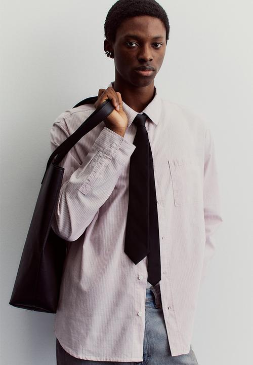 H&M - Oversized fit seersucker shirt - pink striped