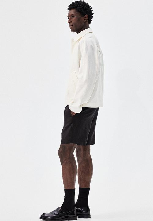 H&M - Regular fit linen shorts - black