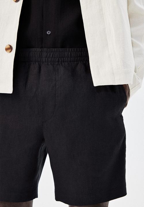 H&M - Regular fit linen shorts - black