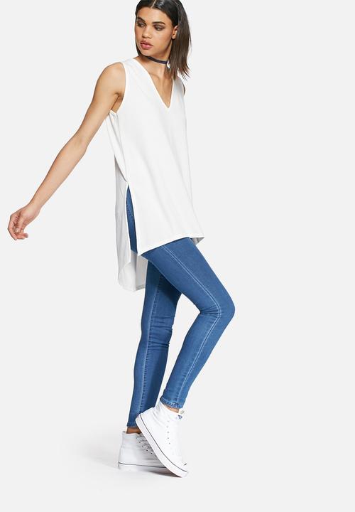 Daisy Street - Carah V-neck tunic
