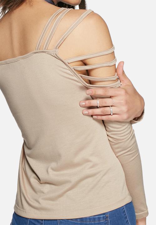 Daisy Street - Chanel cold shoulder strappy top