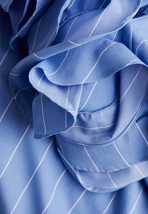 H&M - Ruffle-sleeve blouse - blue/striped