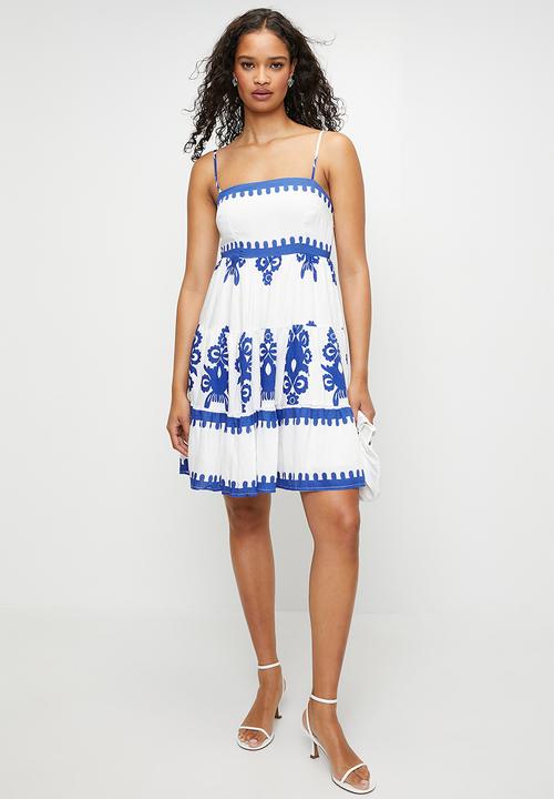 MILLA - Blue paisley short dress - Blue Print