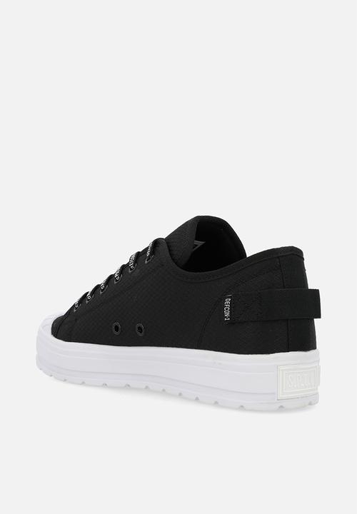 S.P.C.C - Surge Defcon Lo Sneaker - Black + White